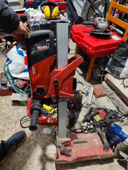 Carroteuse HILTI DD150