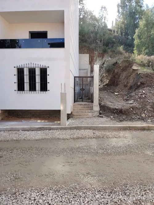 Vente Appartement Niveau de villa F4 Skikda Skikda