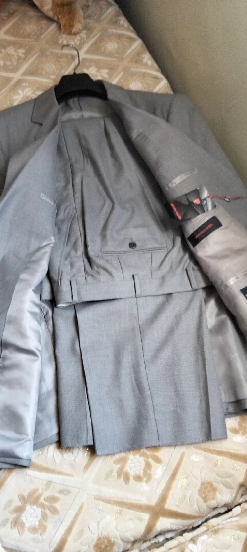 Lot costumes classiques 