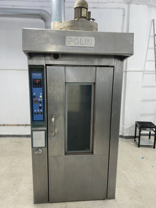 Four BOULANGERIE POLIN Italy