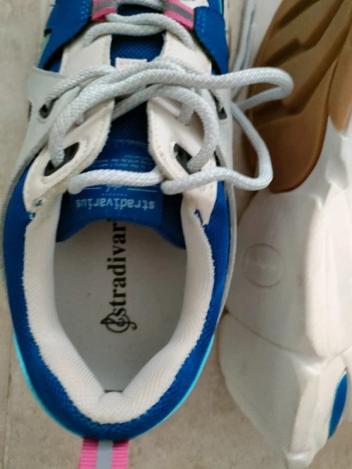 Baskets branchés Stradivarius neuves 39