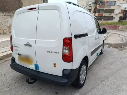 Peugeot Partner 2014 b 9