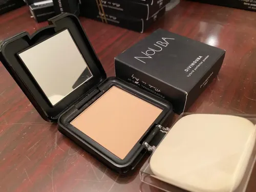 Lot maquillage Nouba 
