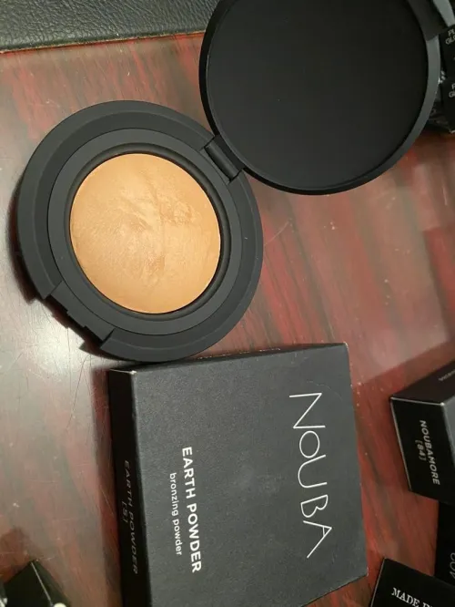 Lot maquillage Nouba 