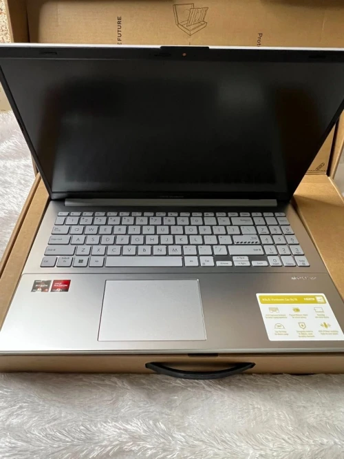 ASUS VIVOBOOK GO 15 RYZEN 5 7520U 8GB 512GB SSD FHD 15" NEUF