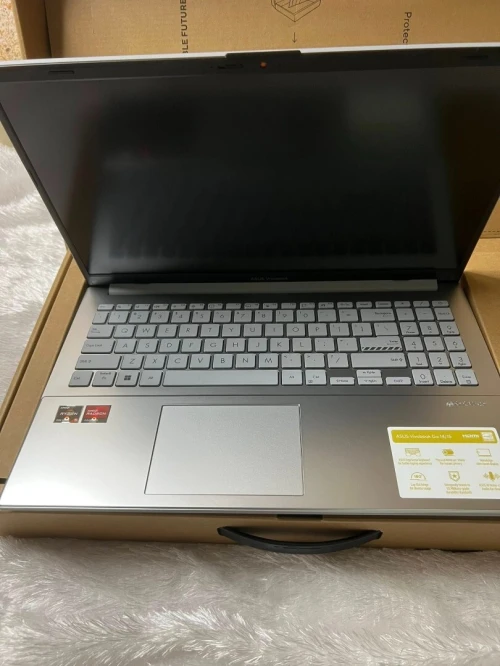 ASUS VIVOBOOK GO 15 RYZEN 5 7520U 8GB 512GB SSD FHD 15" NEUF