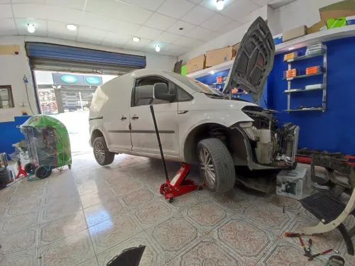 Réparation Clim Auto تصليح مكيف السيارات