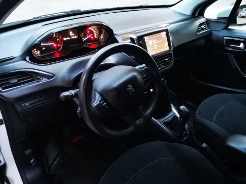 Peugeot 208 2019 Active Facelift