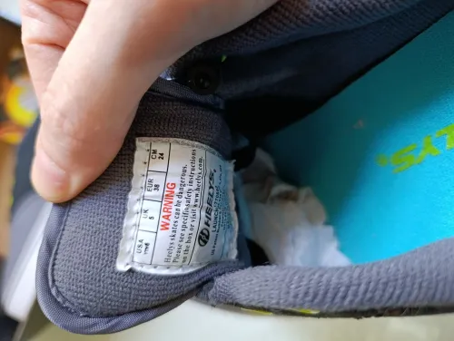 Chaussures à roulettes Heelys 