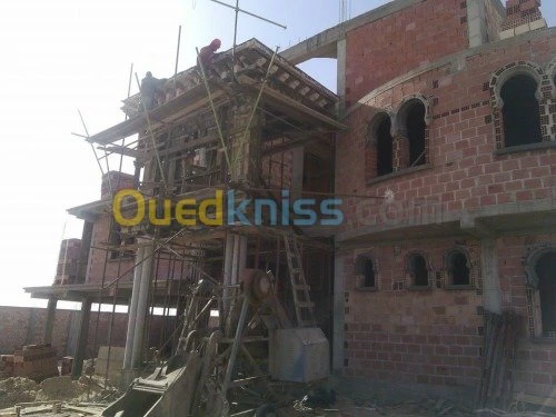 tous de travaux de construction 