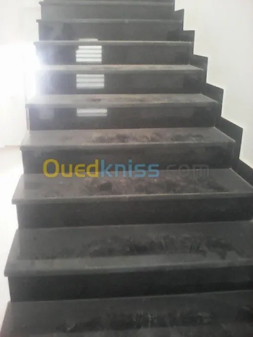 tous de travaux de construction 