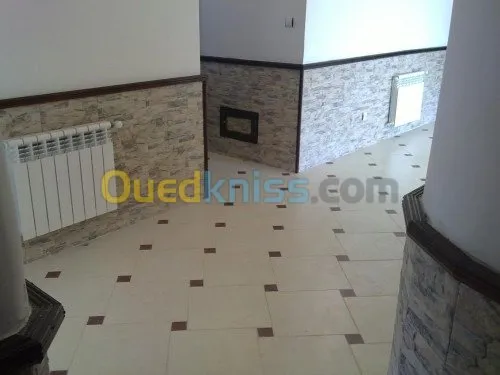 tous de travaux de construction 