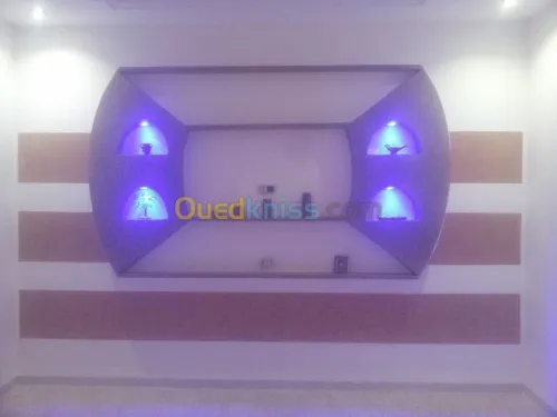 tous de travaux de construction 