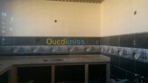 tous de travaux de construction 