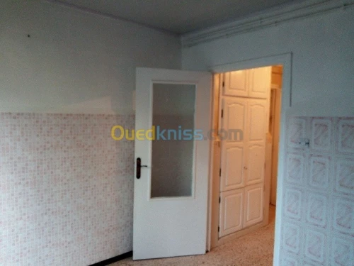 Location Appartement F3 Alger Draria