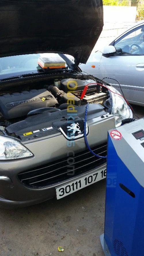 Nettoyage  interne de  moteur,  