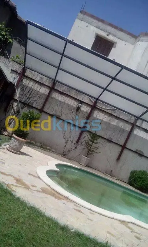 Polycarbonde,aluminium,alicobond.