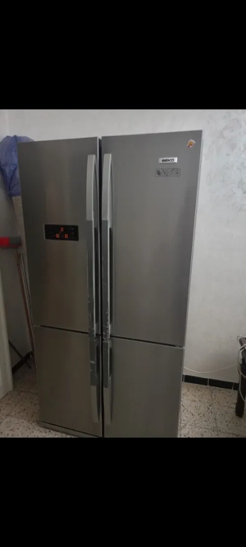 Réfrigérateur Beko 4 portes