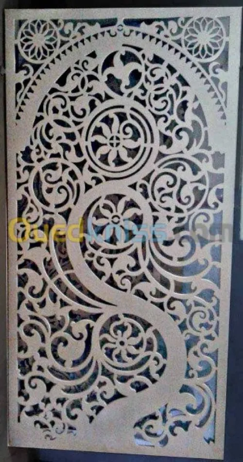   زخرفة معادن  