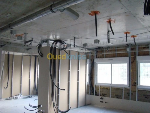 Travaux d' Electricites  générales