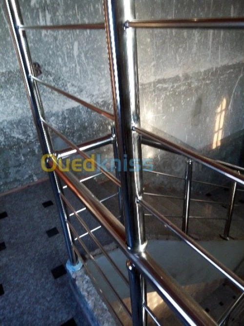 Ramps d'escalier et Gard courp inox