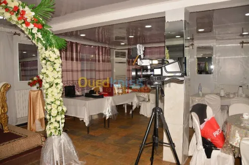 CAMERAWOMAN PHOTOGRAGHE PRO