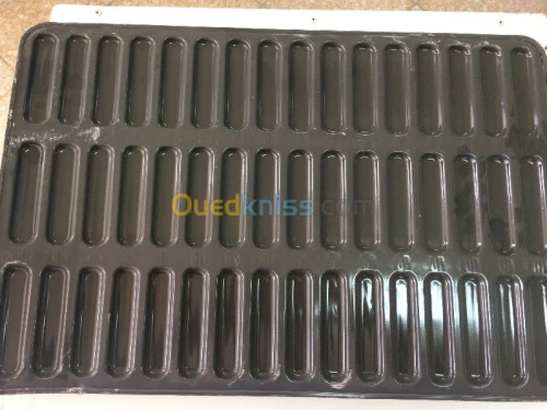 PLAQUE DE CUISSON BISCUITS MADELEINES