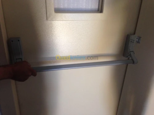 Porte coupe feu / porte blindée 