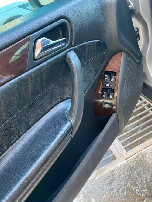 Mercedes C220 2003 
