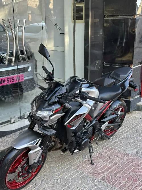Kawasaki Z900 