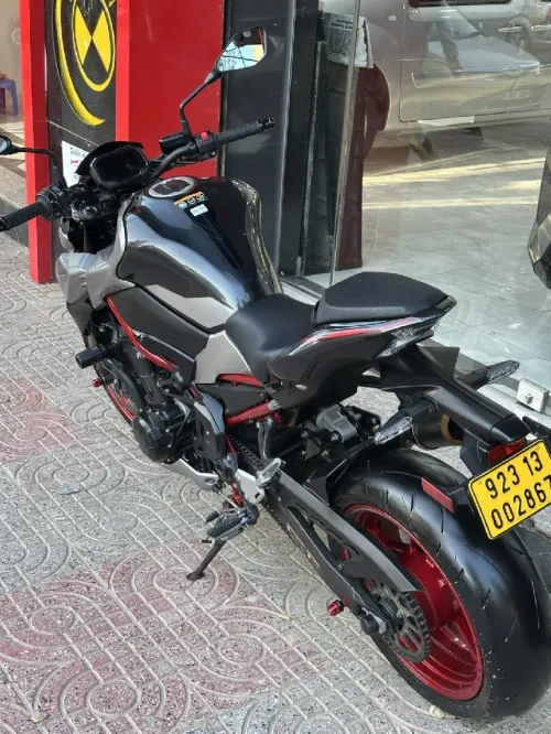 Kawasaki Z900 