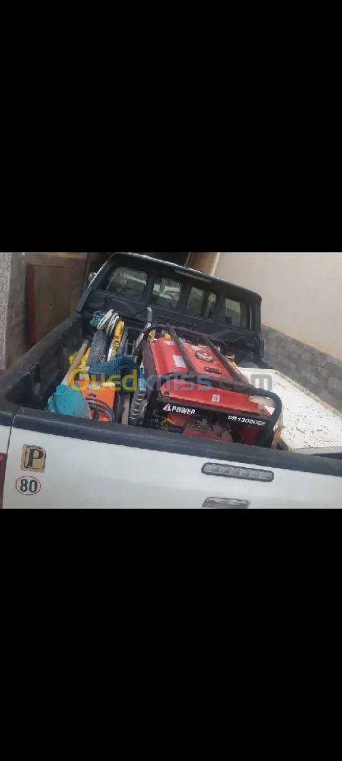 كراء الة تلحيم مؤسسة تلحيم أنابيب الماء والغاز 