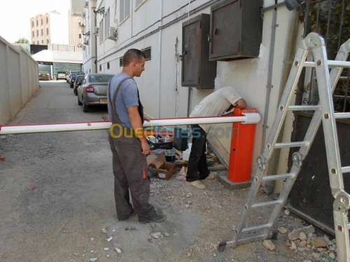 Barrière et portails motorisés.