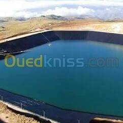 Geomembrane & geotextiles pose 