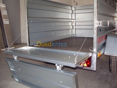 FABRICATION ET MONTAGE DE CHARPENTE  