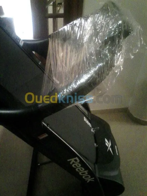 DEMENAGEMENT -TRANSPORT MANUTENTION---