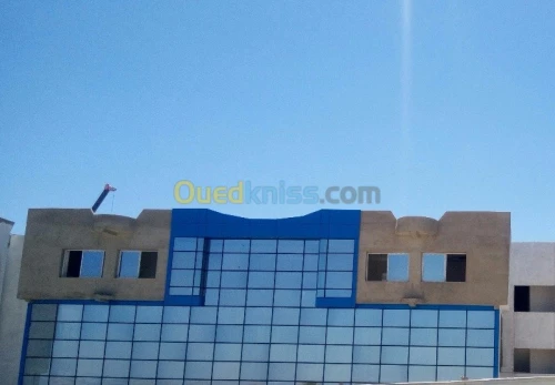  Alucobande et façade double vitrage