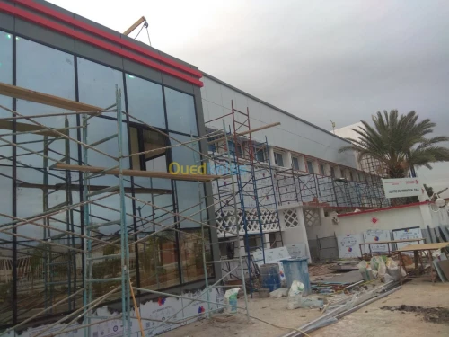 Alucobande et façade double vitrage