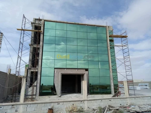  Alucobande et façade double vitrage