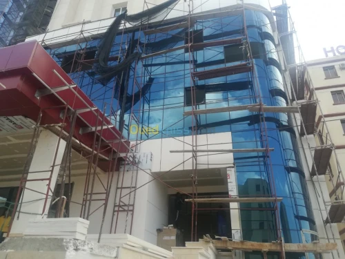  Alucobande et façade double vitrage