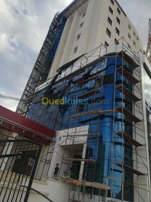  Alucobande et façade double vitrage