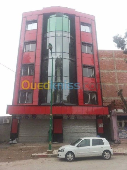  Alucobande et façade double vitrage