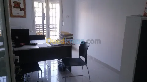 Enseignement DE LANGUES ETRANGERES 