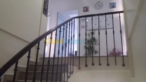 Enseignement DE LANGUES ETRANGERES 