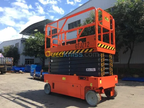  Nacelle Auto-propulsion à ciseaux 14M