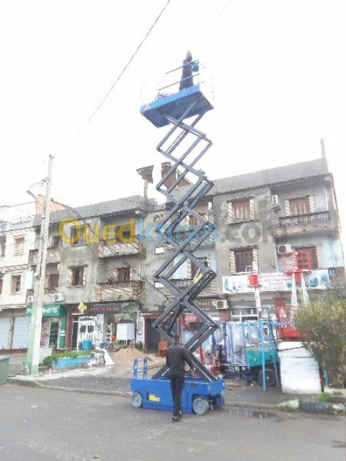 Nacelle Auto-propulsion à ciseaux 14M