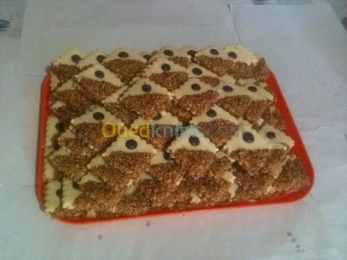 Petits Fours & Gateaux Secs