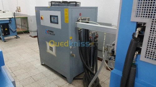 FABRICATION DE SEMELLES POUR CHAUSSURE