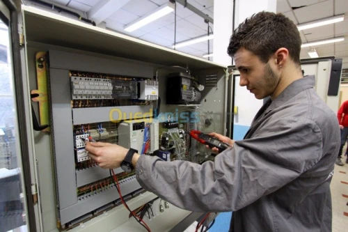 TECHNICIEN ASCENSEURISTE