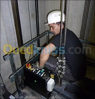 TECHNICIEN ASCENSEURISTE